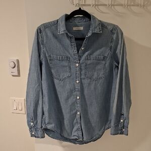 Outerknown Women's 100% Organic Cotton Blue Chambray Utility Shirt (Size XS)